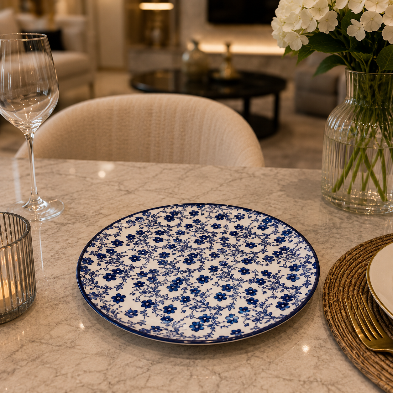 Danny Home Blue Flower 10.5-Inch Ceramic Flat Plate